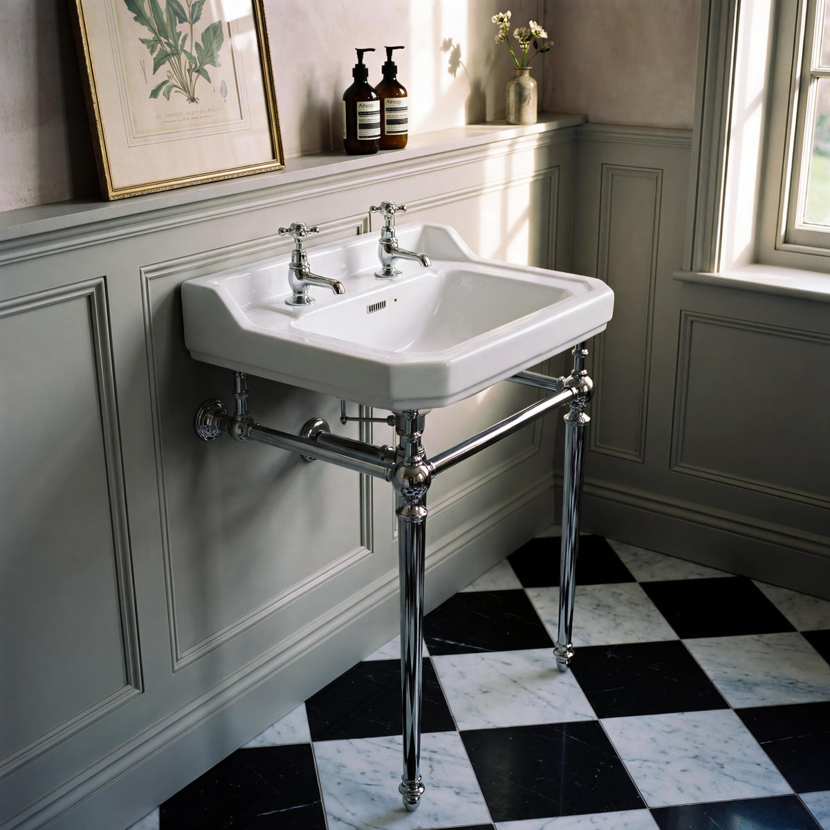 Old London Richmond 2 Tap Hole 560mm Ceramic Basin