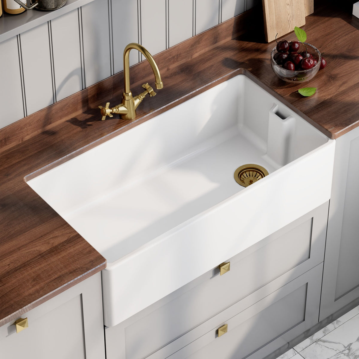 Modern Splash 895mm x 460mm x 245mm Fireclay White Single Bowl Belfast Sink With Offset Waste And Weir Overflow