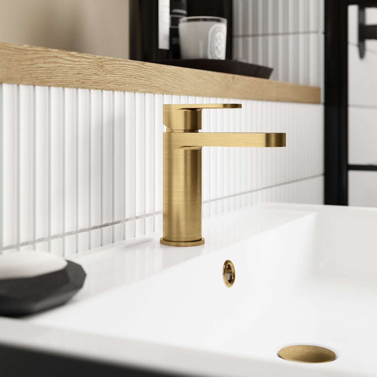 Modern Splash Binsey Brushed Brass Mono Basin Mixer With Push Button Waste