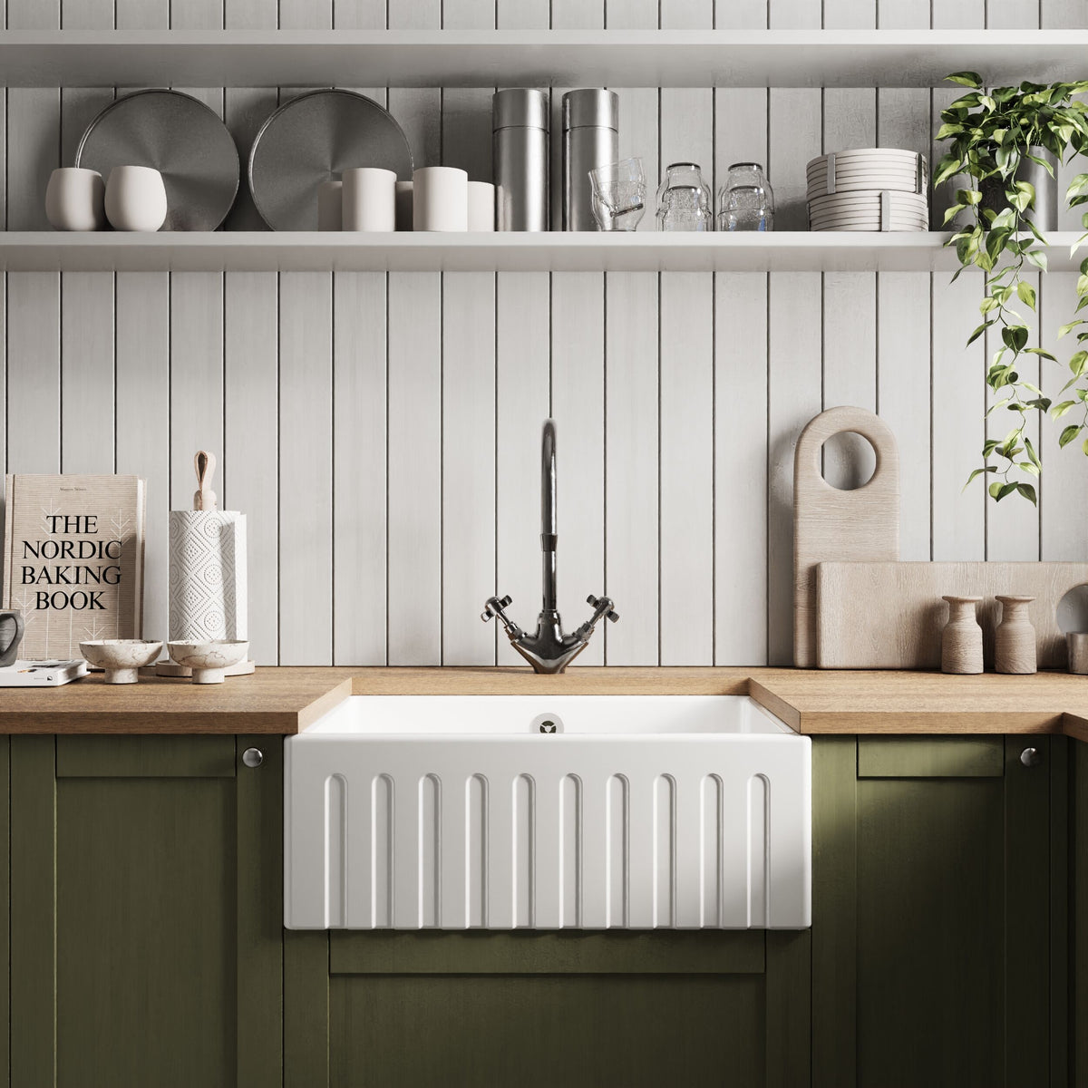 Modern Splash 595mm x 450mm x 220mm Fireclay White Single Bowl Fluted Butler Sink With Offset Waste And Overflow