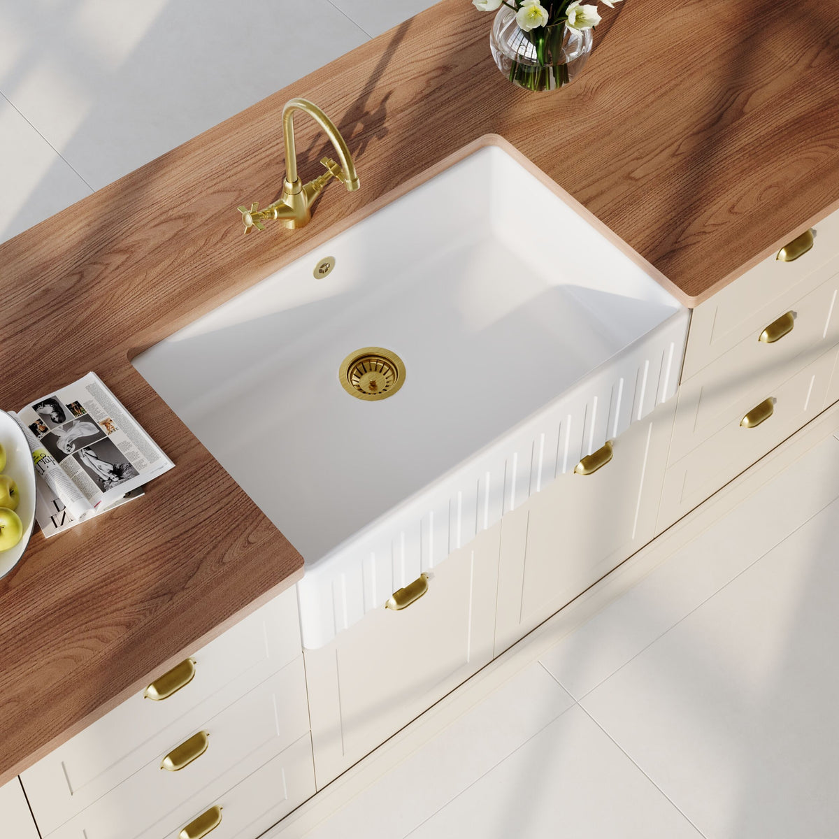 Modern Splash 795mm x 500mm x 220mm Fireclay White Single Bowl Fluted Butler Sink With Offset Waste And Overflow