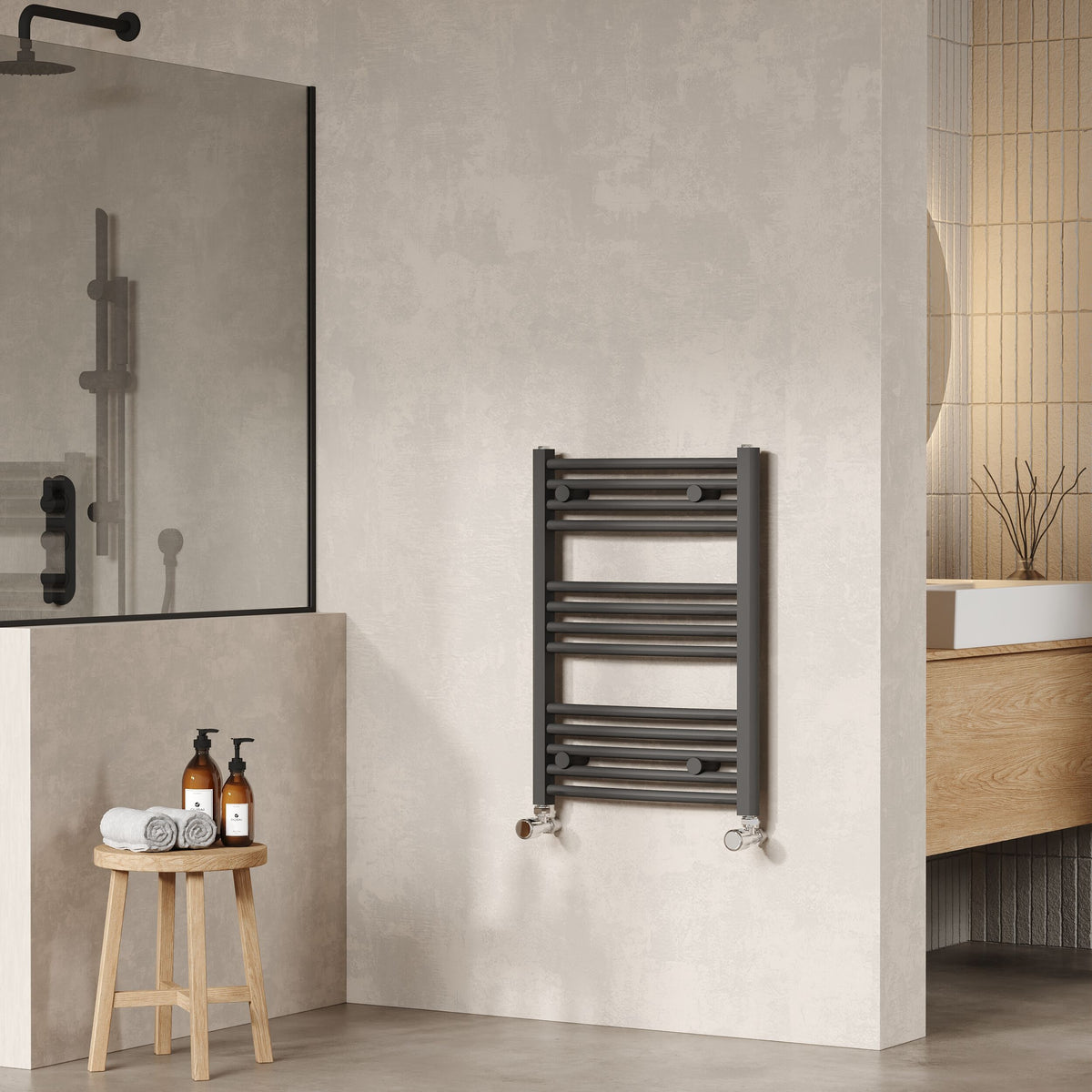 Modern Splash Anthracite  700mm x 500mm  Vertical Curved Ladder Rail