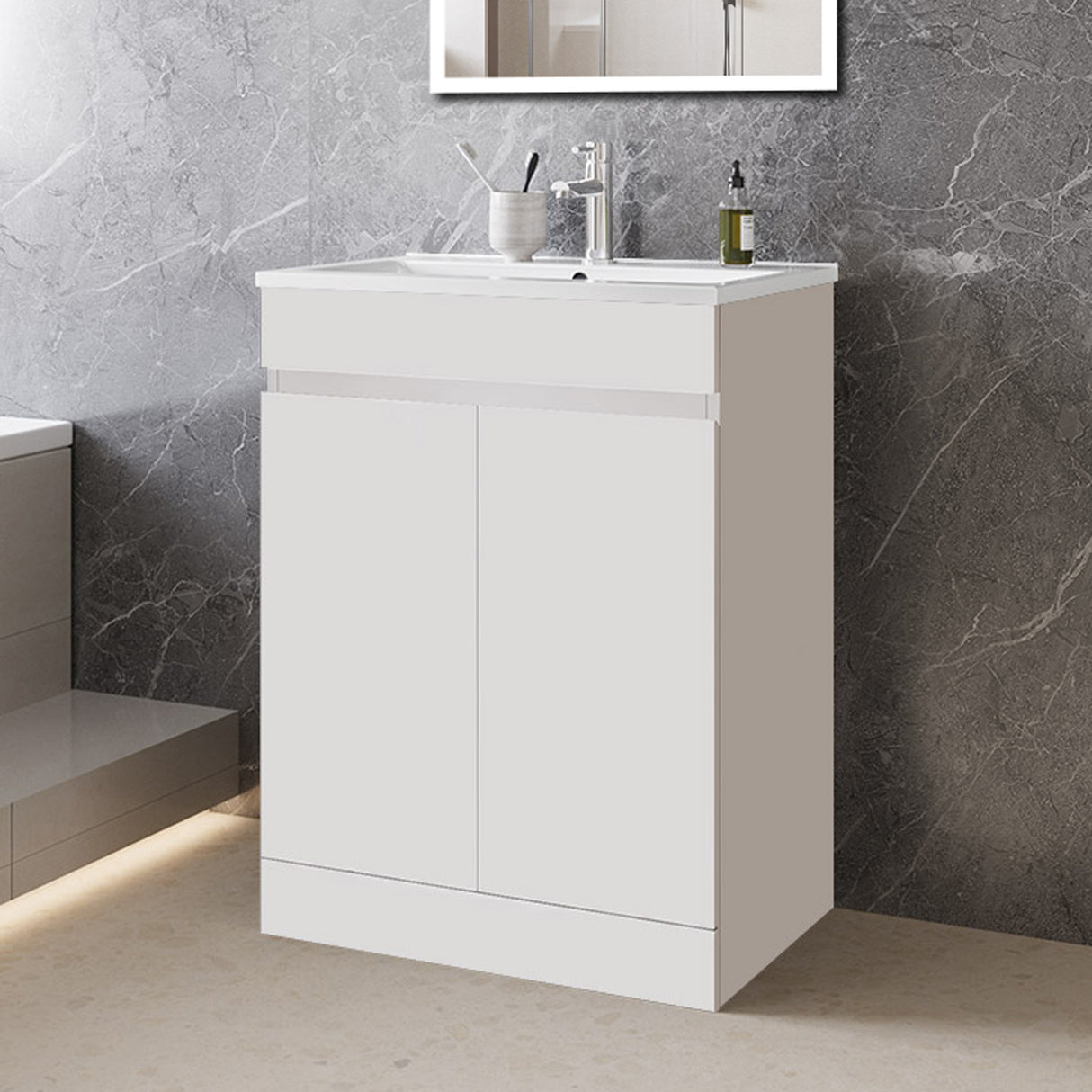 Modern Splash Mat White Free Standing Bathroom Vanity Unit With Thin Ceramic Basin And  Double Door 600*390*800mm