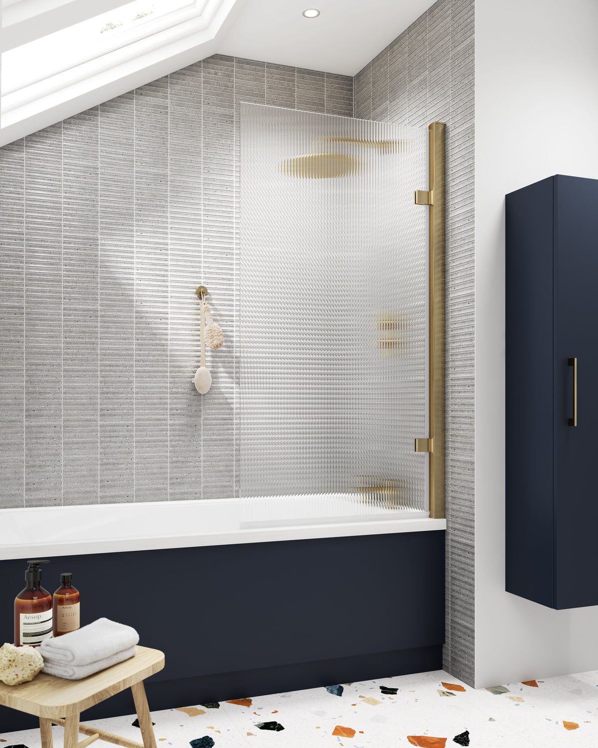 Modern Splash 800mm Brushed Brass Fluted Hinged Bath Screen