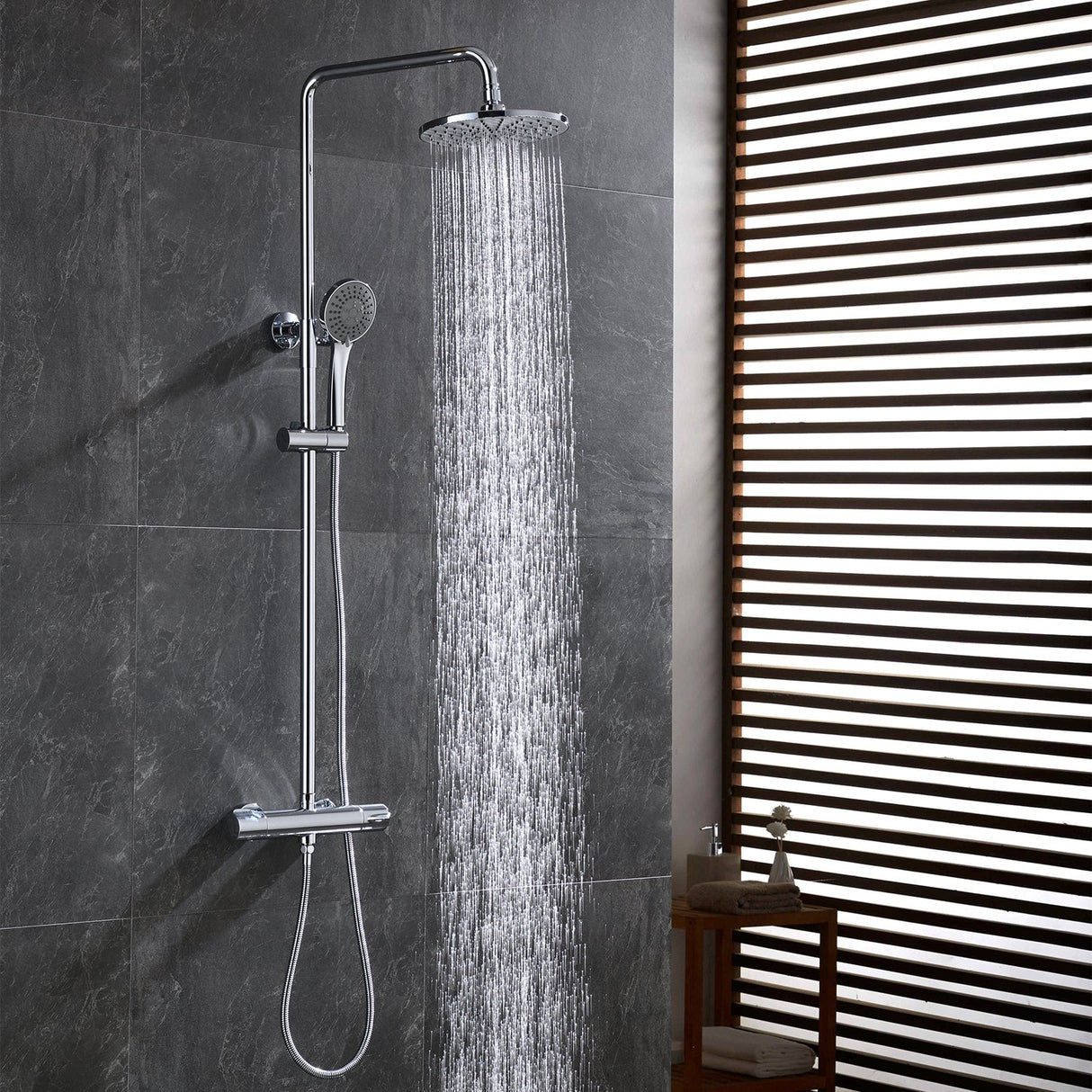 Modern Splash Chrome Thermostatic Shower Mixer