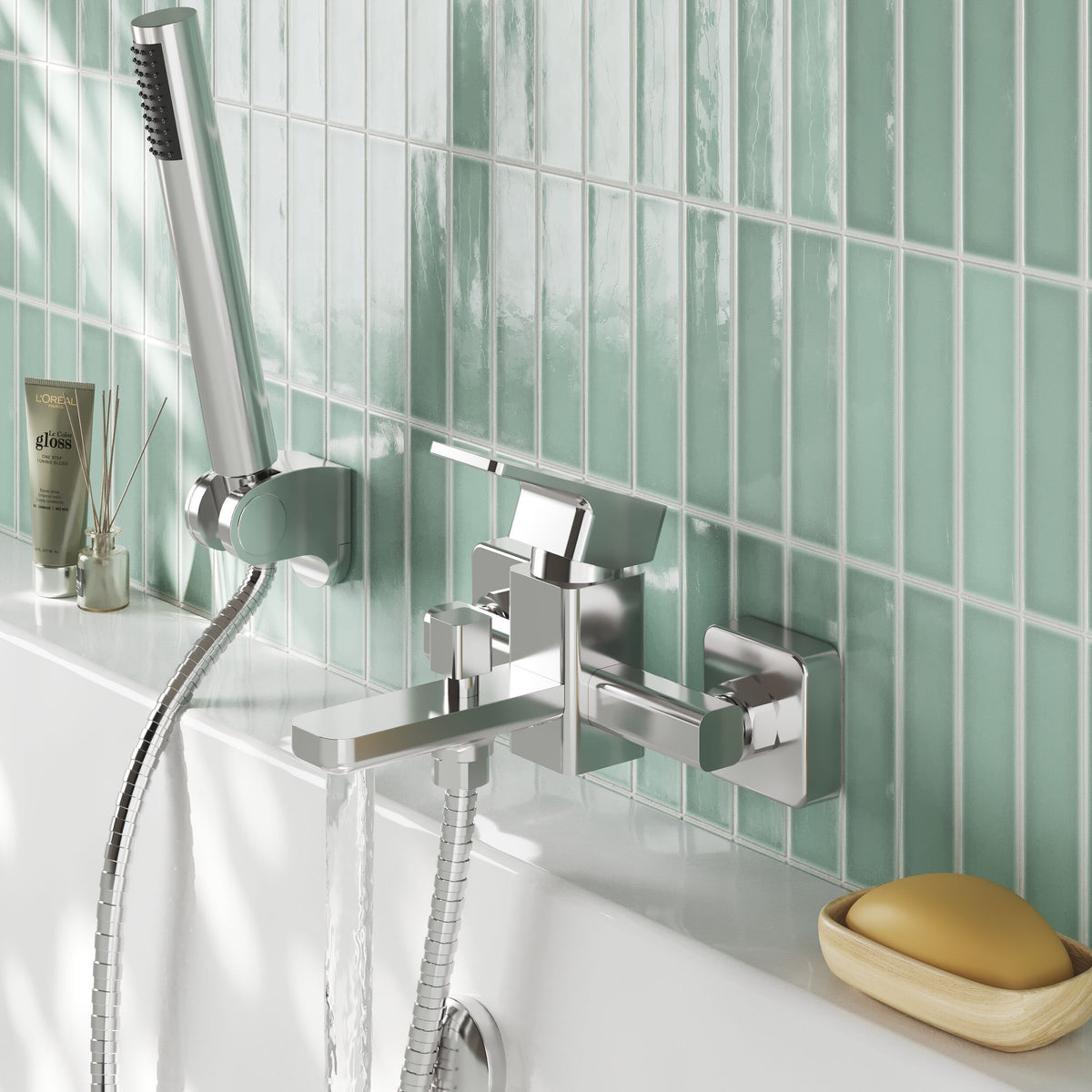Modern Splash Chrome Wall Mounted Bath Shower Mixer With Kit