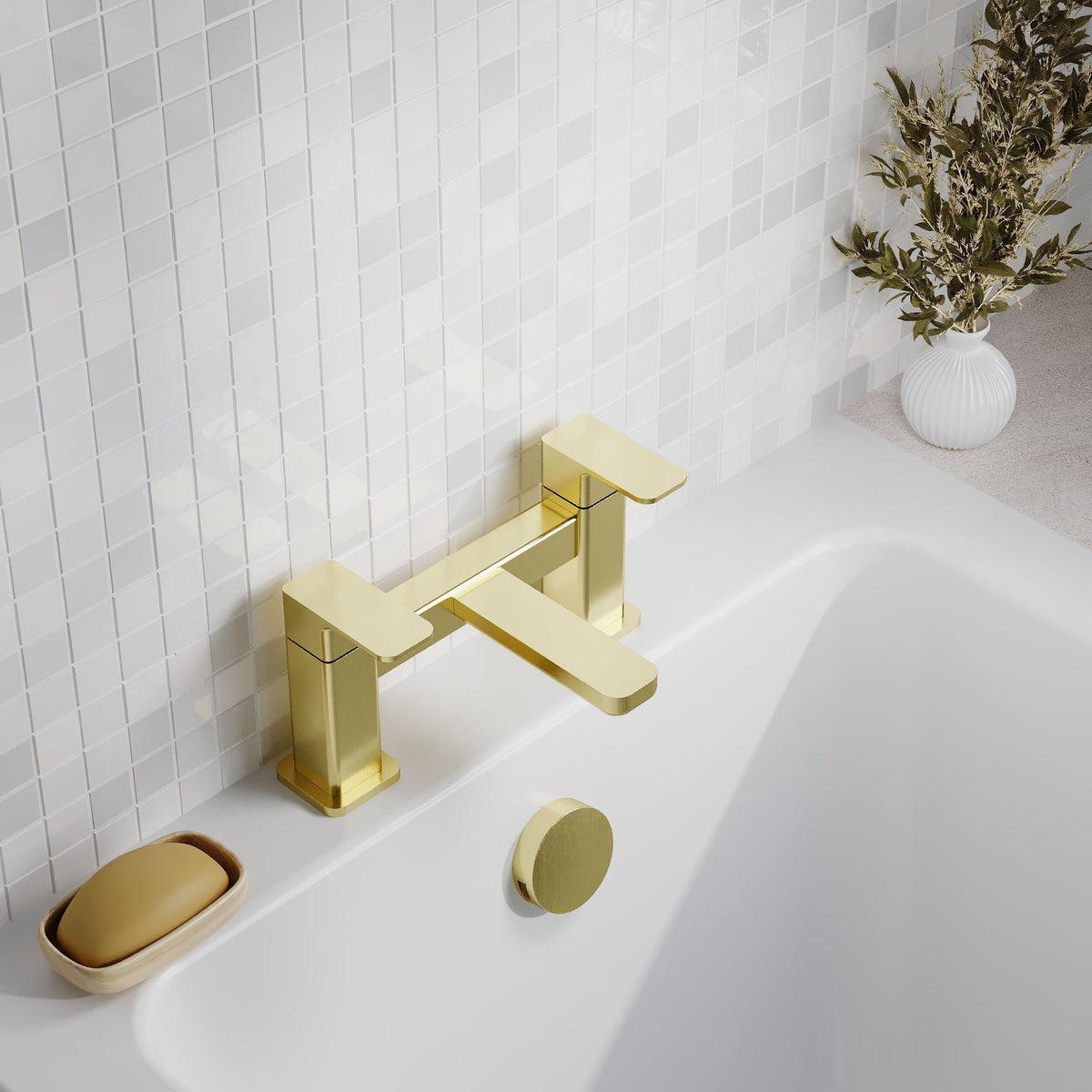 Modern Splash Brushed Brass Deck Mounted Bath Filler